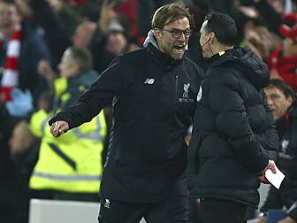 Jurgen Klopp cautioned for beh...